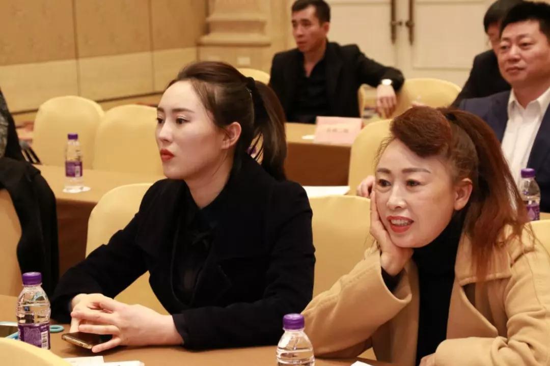 熱烈慶?！白兏飫撔?揚帆未來”北京中成康富2019年合伙人年會勝利召開